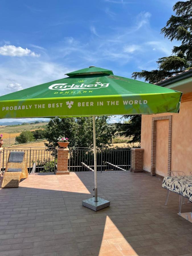 La Posta Di Bacco Apartment Gualdo Cattaneo Bagian luar foto