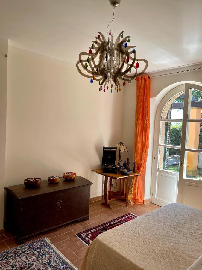 La Posta Di Bacco Apartment Gualdo Cattaneo Bagian luar foto